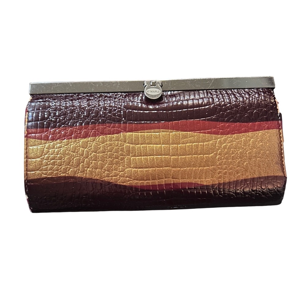 47 Maple‎ Croc Embossed Frame Wallet Womens OS Burgundy Gold Red Good Tri-Color